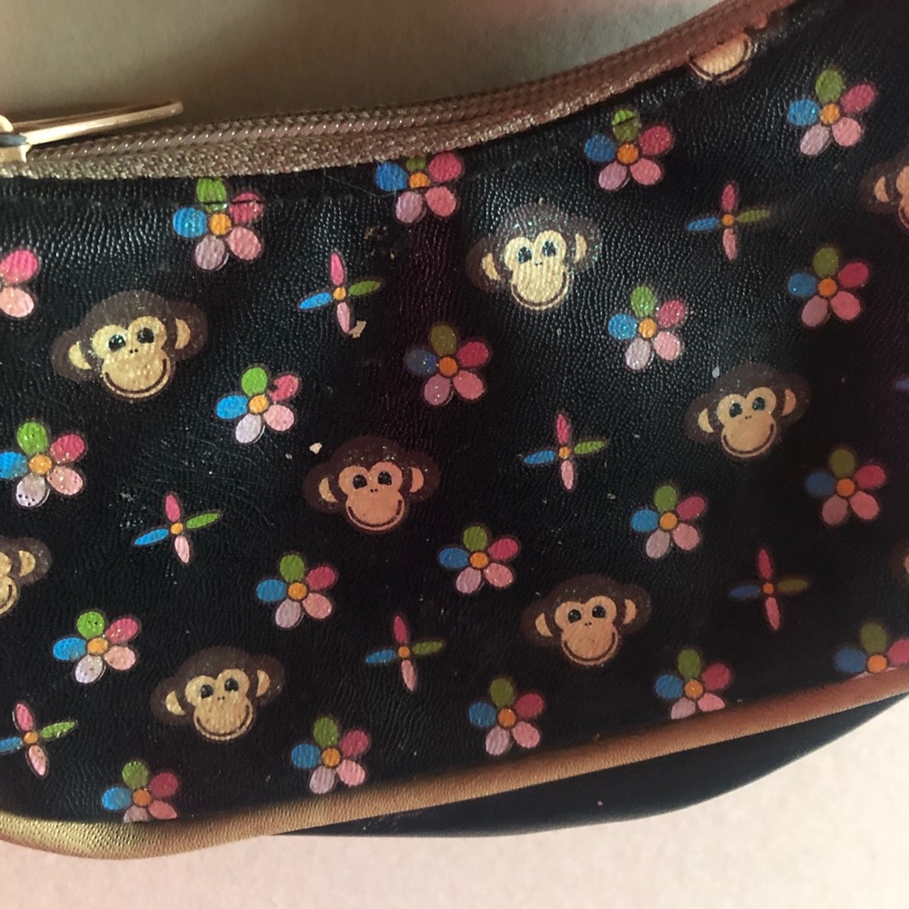 Very mini monkey purse